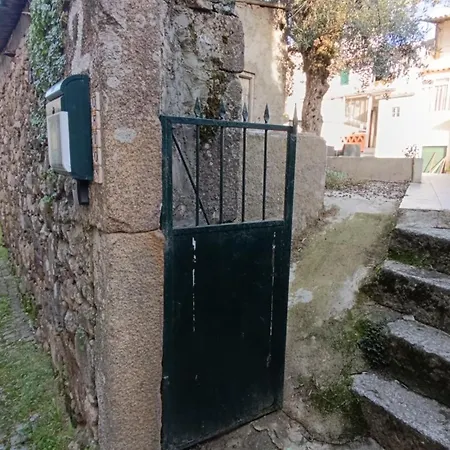 Dağ evi Orion Telhado