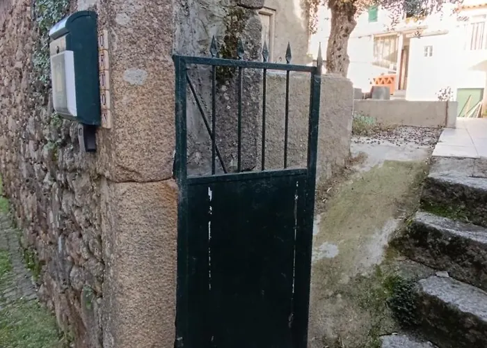 シャレー Orion Telhado